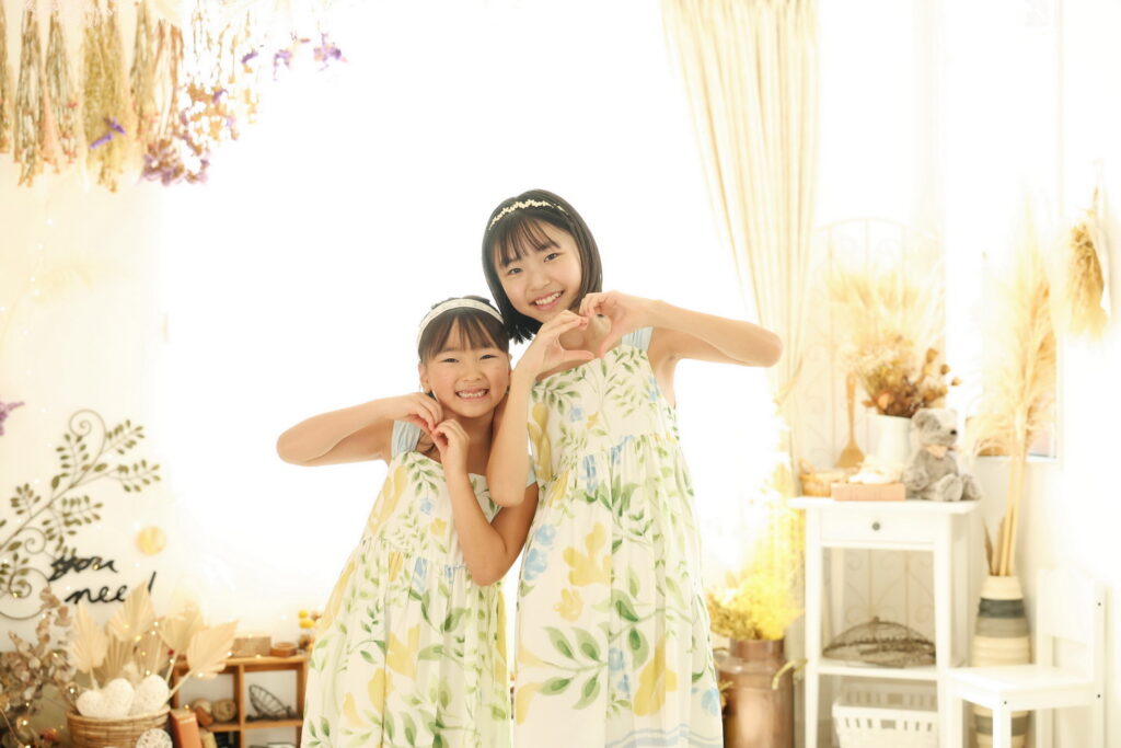 コラム：小学校卒業の袴撮影は完全貸切のフォトスタジオ ハナで